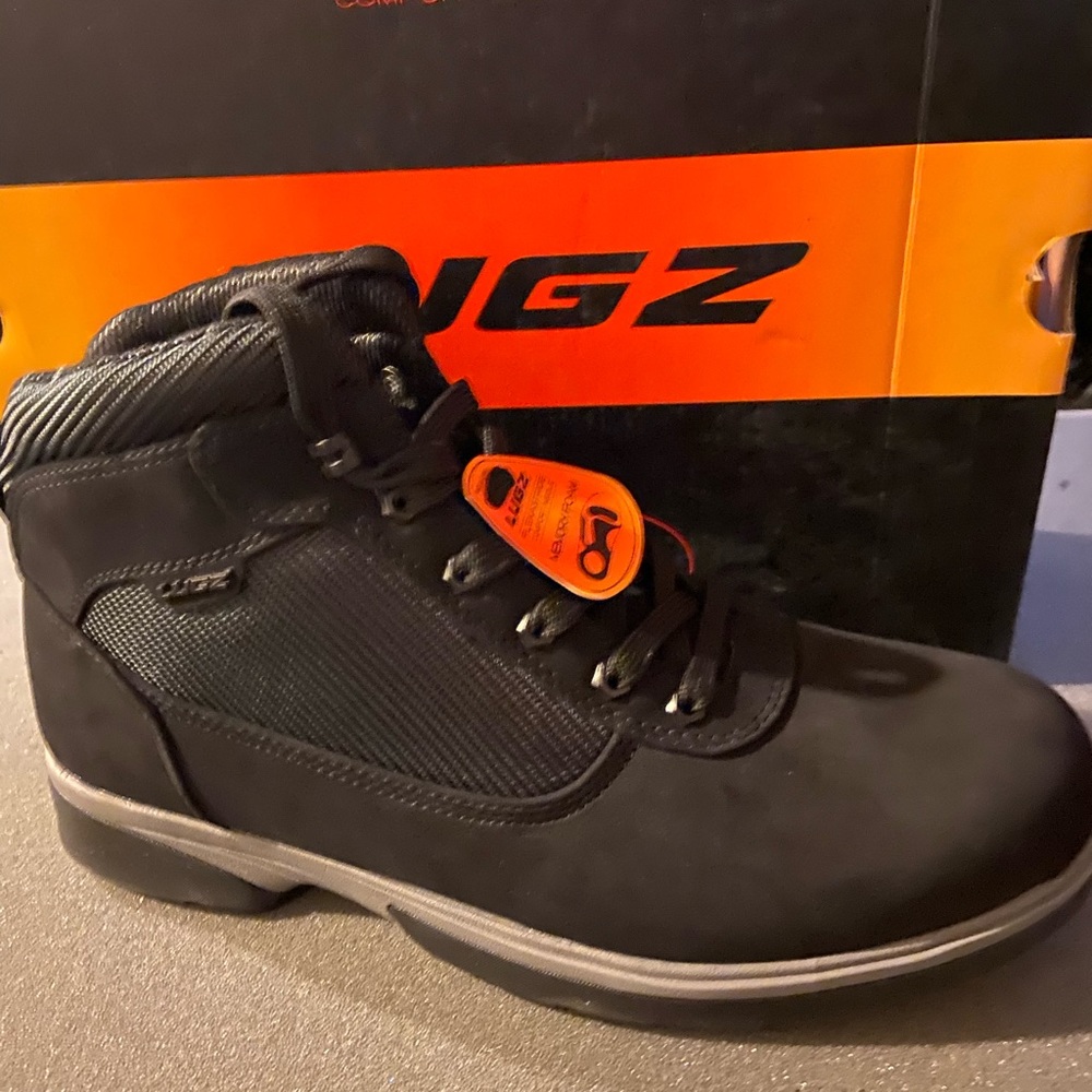 Lugz Chukka boot